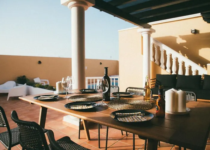 Moderne Villa Met Verwarmd Zwembad In Corralejo